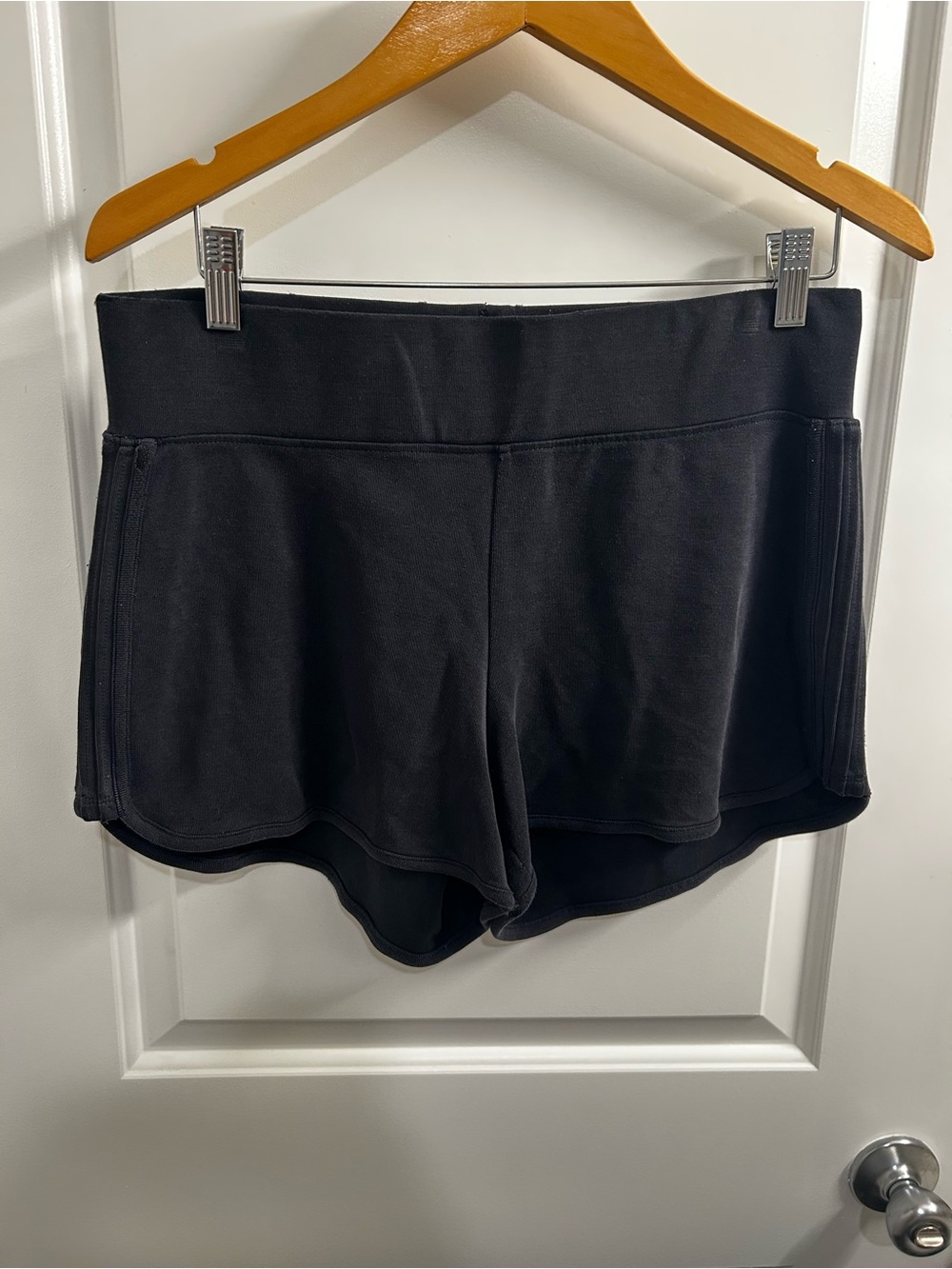 Athleta Lounge Shorts Sz M